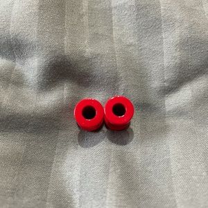 2g screw back red tunnels.